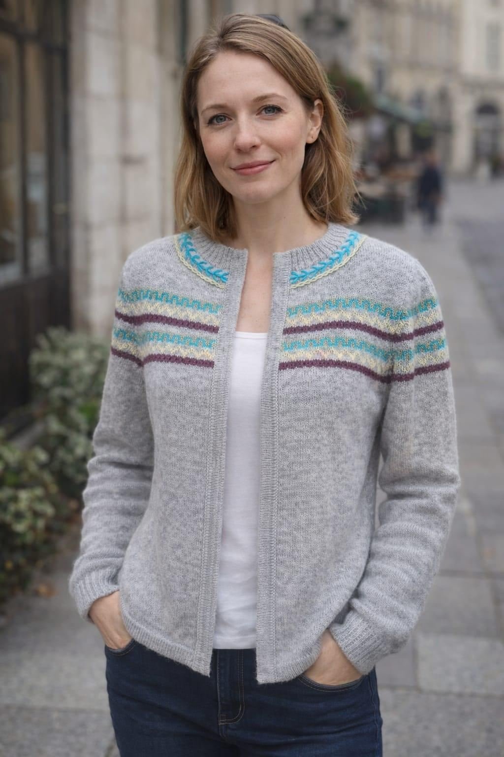 LLAMPU Cardigan